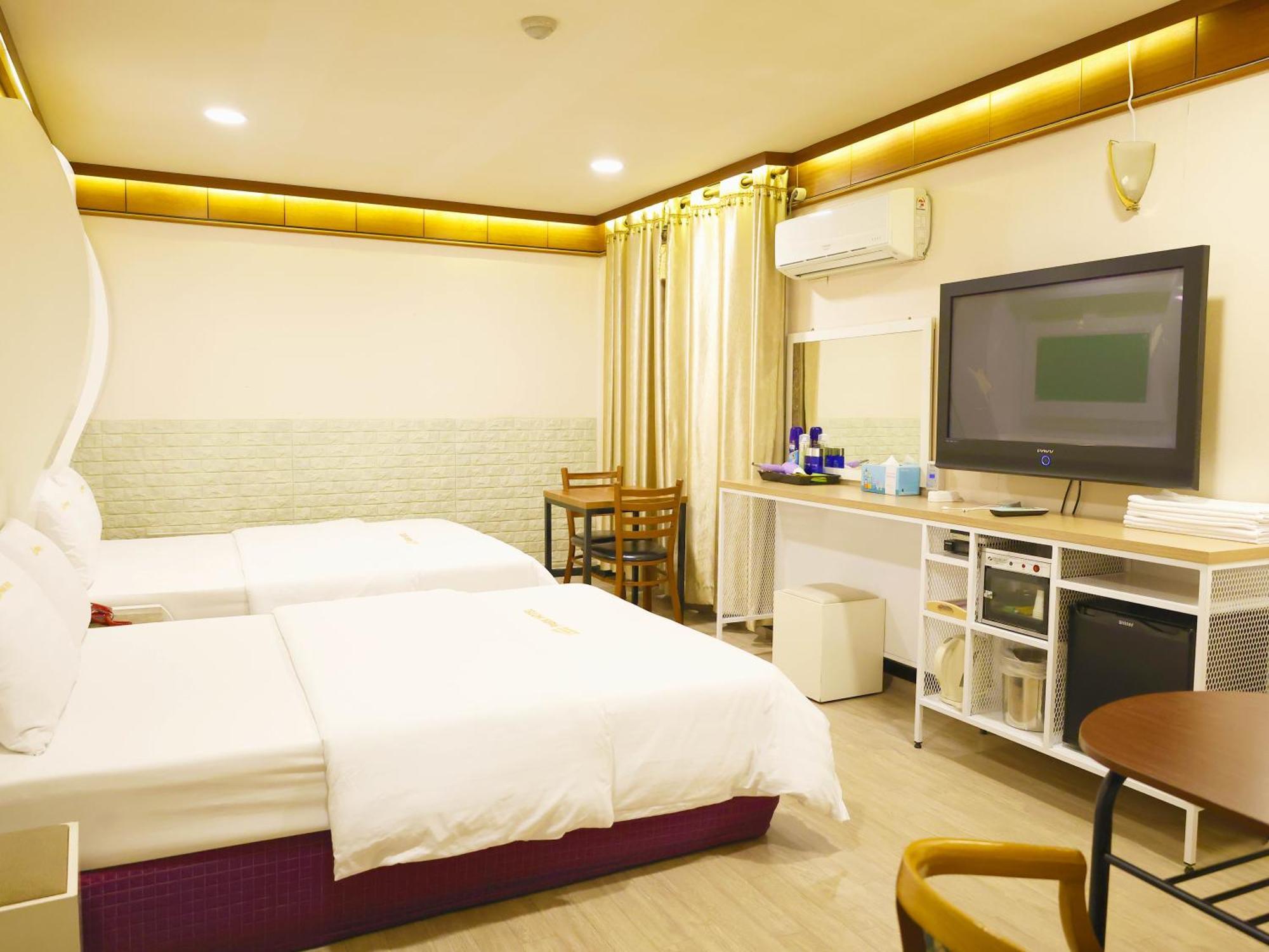 Goodstay Andong Park Hotel Exterior foto