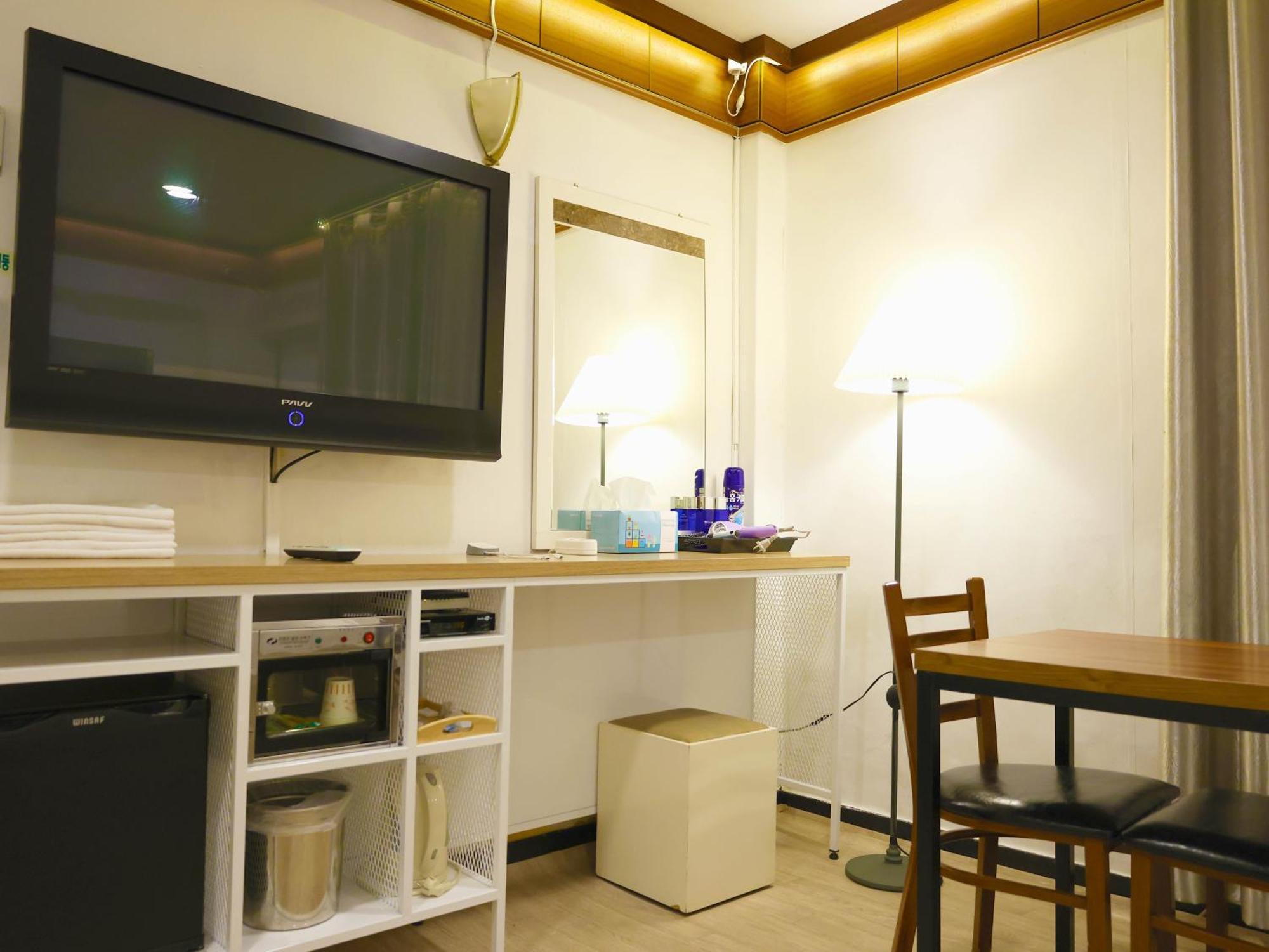 Goodstay Andong Park Hotel Exterior foto